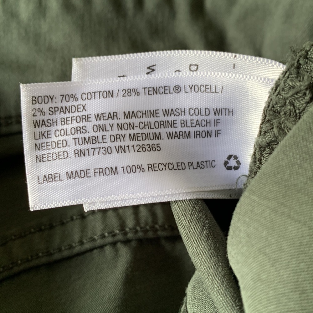 Universal Thread Shorts - Picture 7 of 8